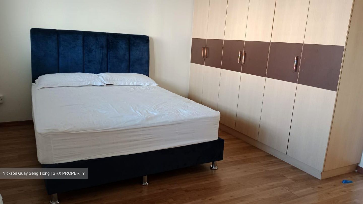 Blk 556 Jurong West Street 42 (Jurong West), HDB Executive #519946231